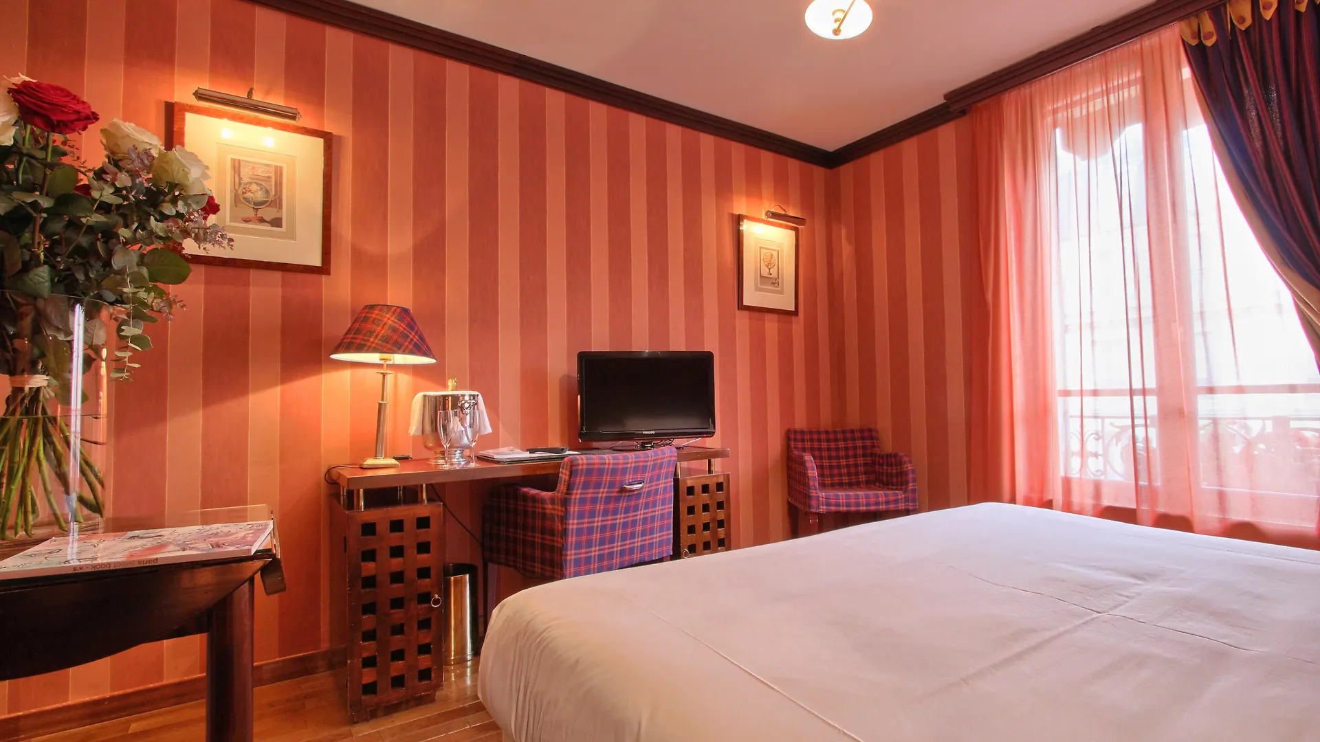 Hotel Villa Pantheon Paris