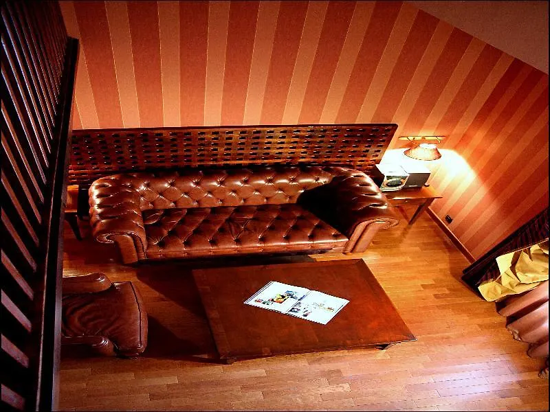 Villa Pantheon Paris 4*,