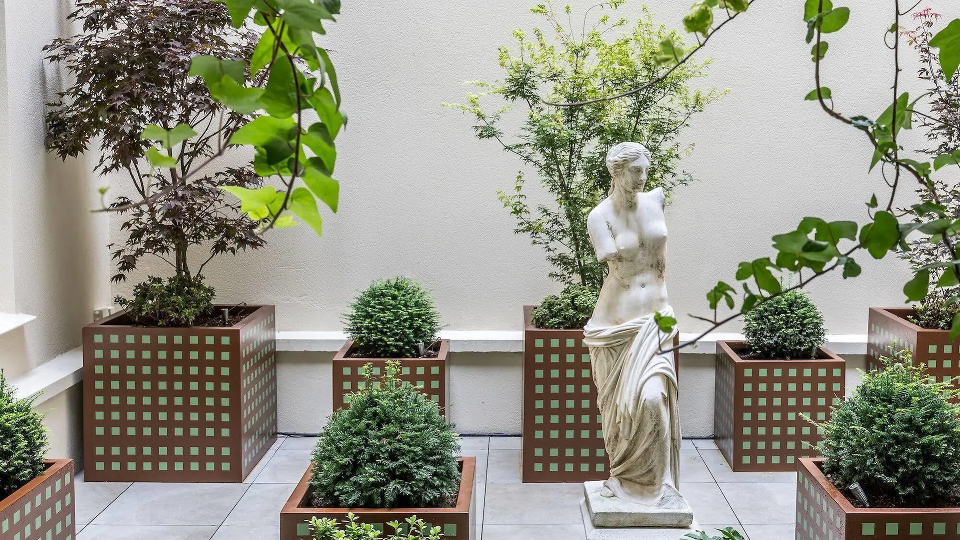 **** Hotel Villa Pantheon Paris France
